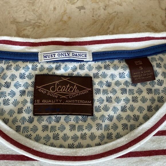 Scotch & Soda Le Chapeau Breton T-Shirt Unisex - Picture 13 of 14